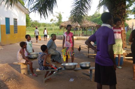 visit-to-ve-kelenu-orphanage-1-20170216-1504071389